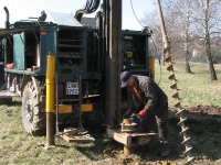 Wiercenia geologiczno-inżynierskie w rurach osłonowych